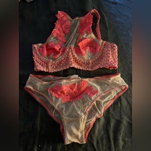 nwt victoria’s secret high neck bra